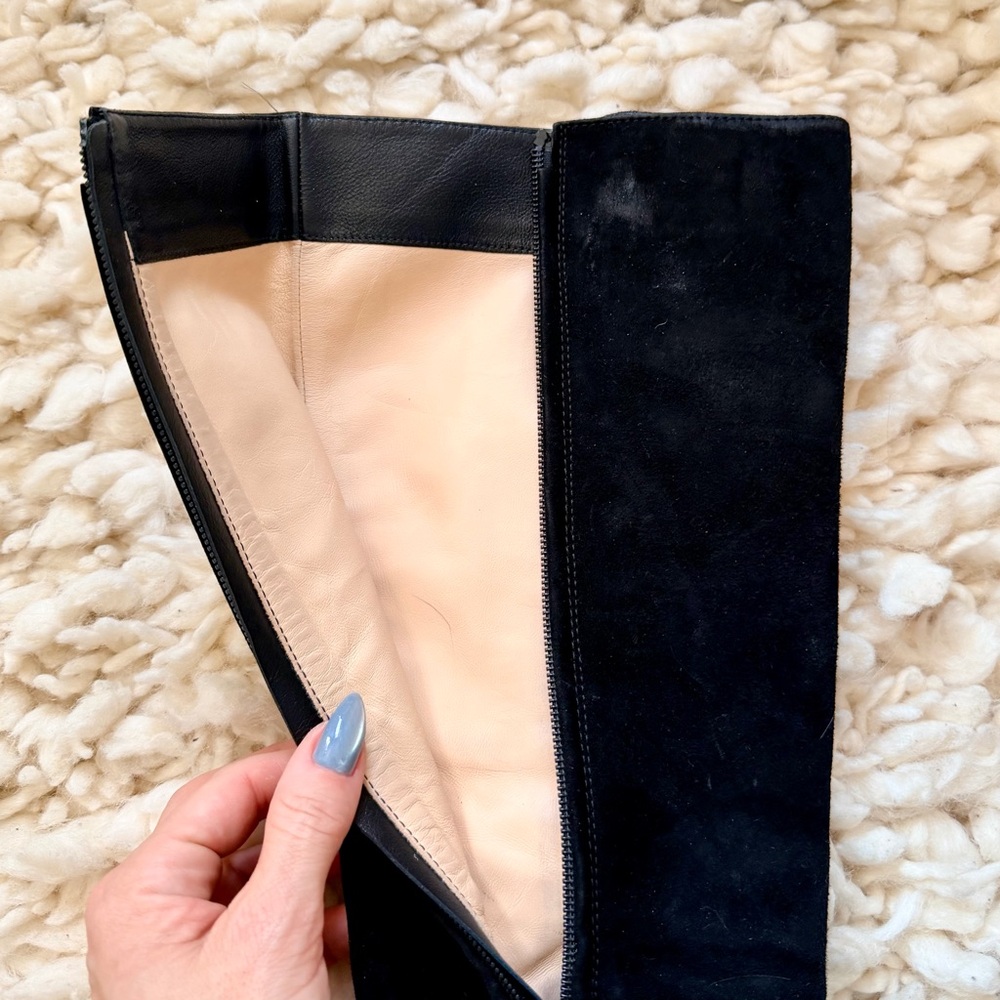 Tod's Black Knee-High Suede Heeled Boots - Picture 8 of 12
